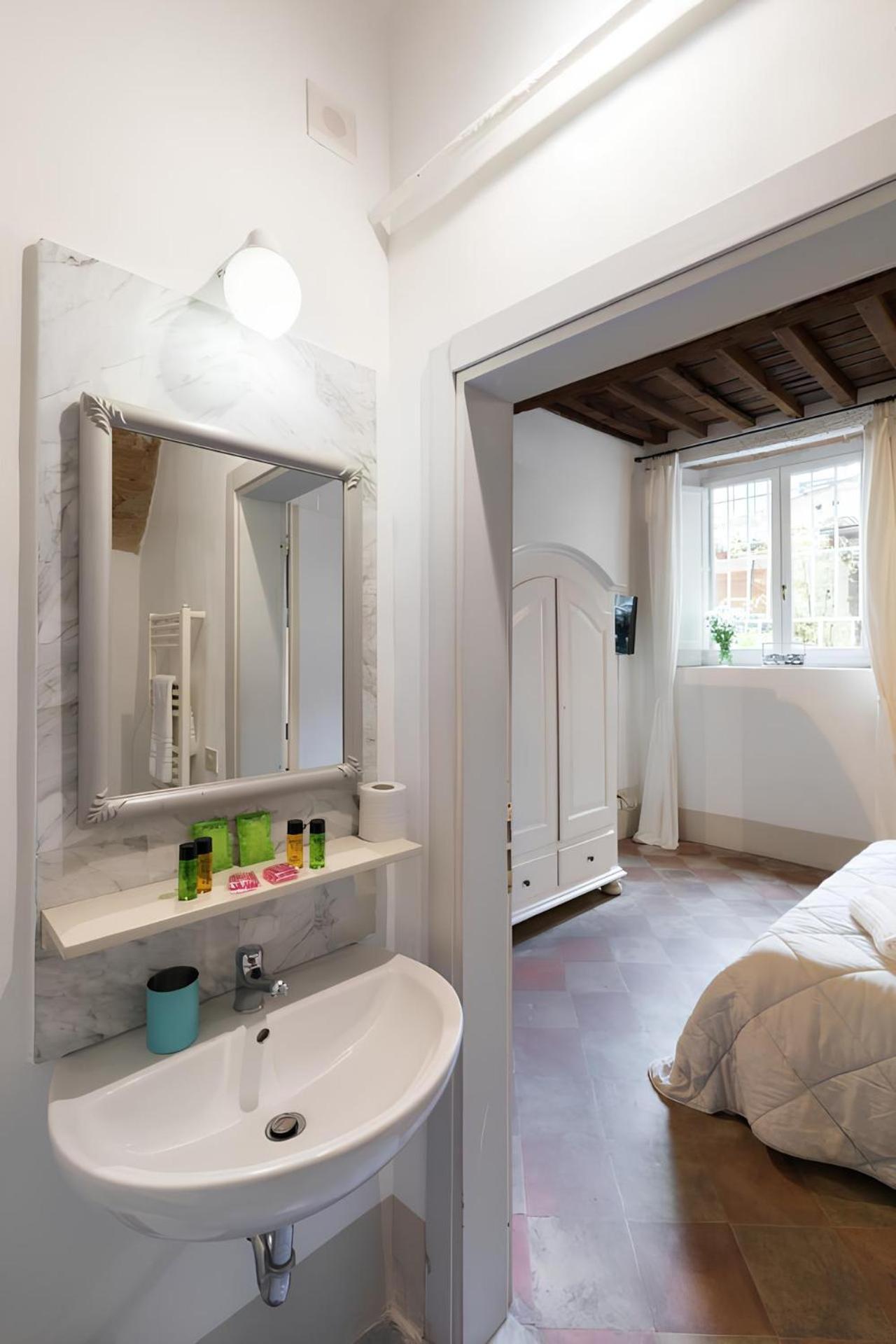 F3-Santa Croce One Bedroom Flat For 2 Or 3 Guests Флоренция Экстерьер фото