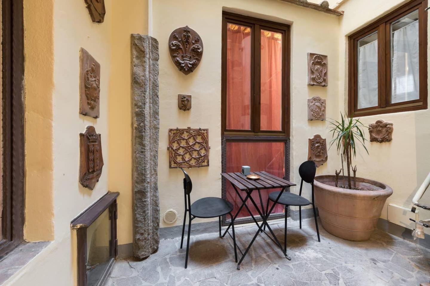 F3-Santa Croce One Bedroom Flat For 2 Or 3 Guests Флоренция Экстерьер фото